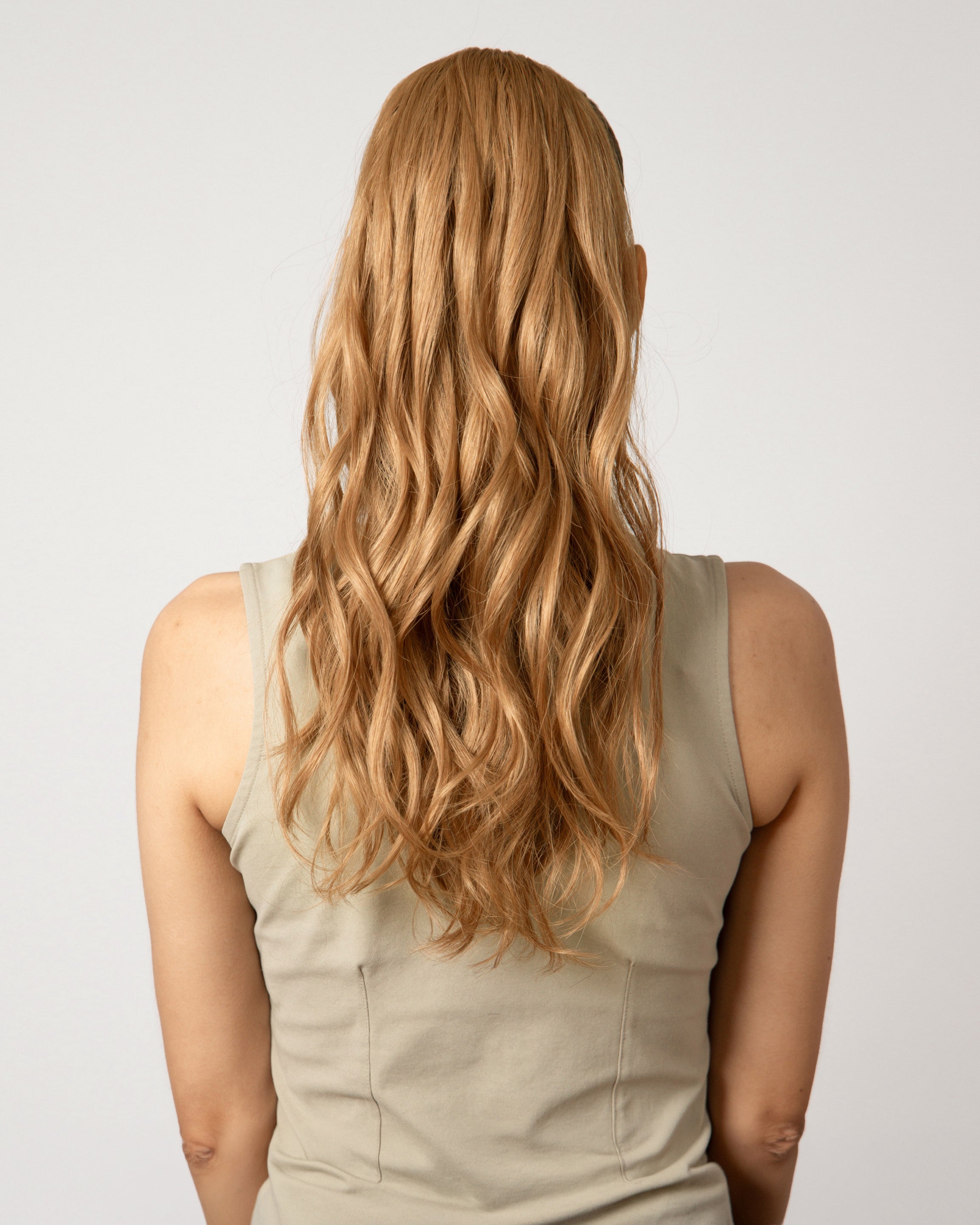 Premium Synthetic Drawstring Ponytail Sky 19"