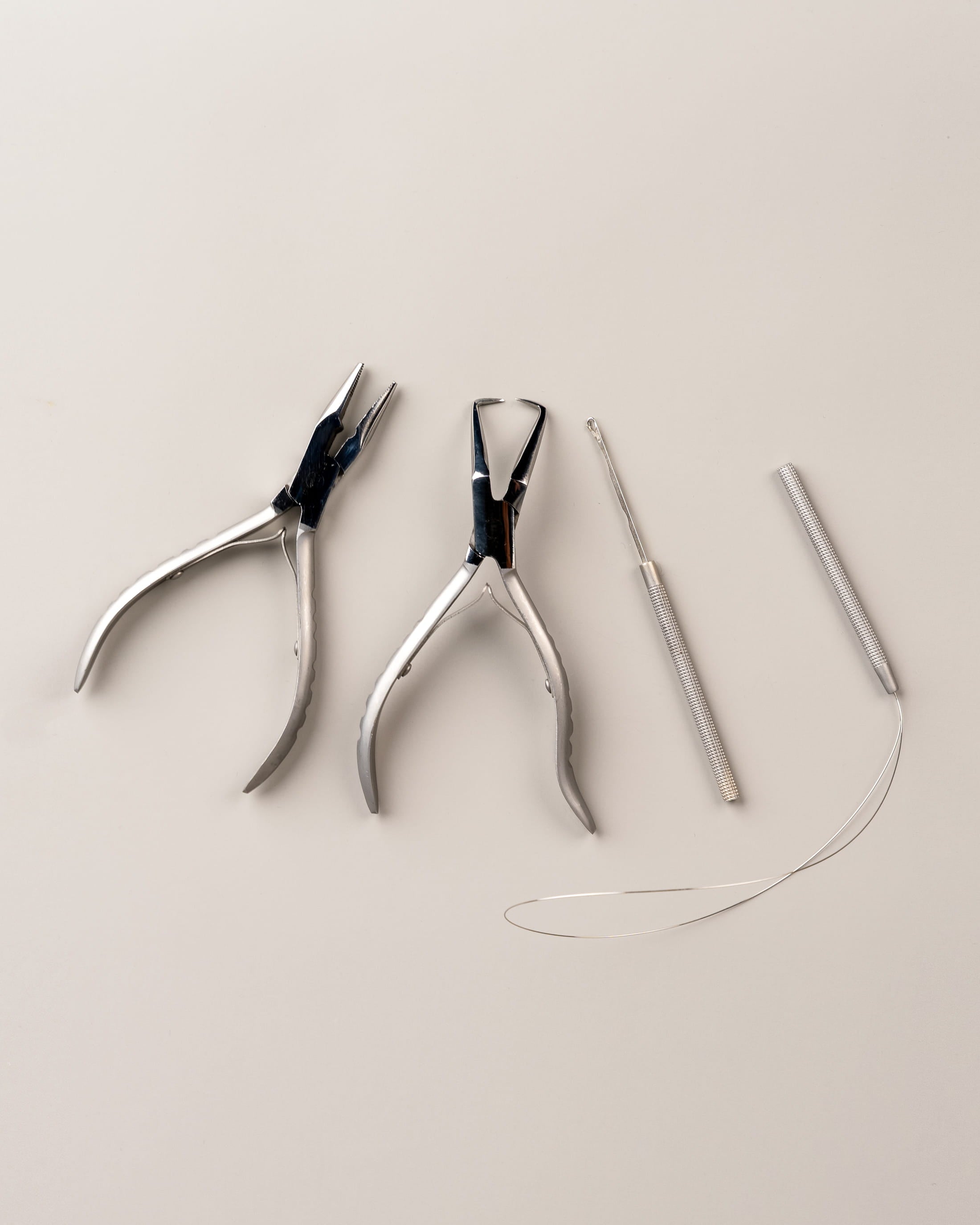 Professional 4-Piece Hair Extension Tool Kit – Micro Bead Application & Removal Set with Storage Case