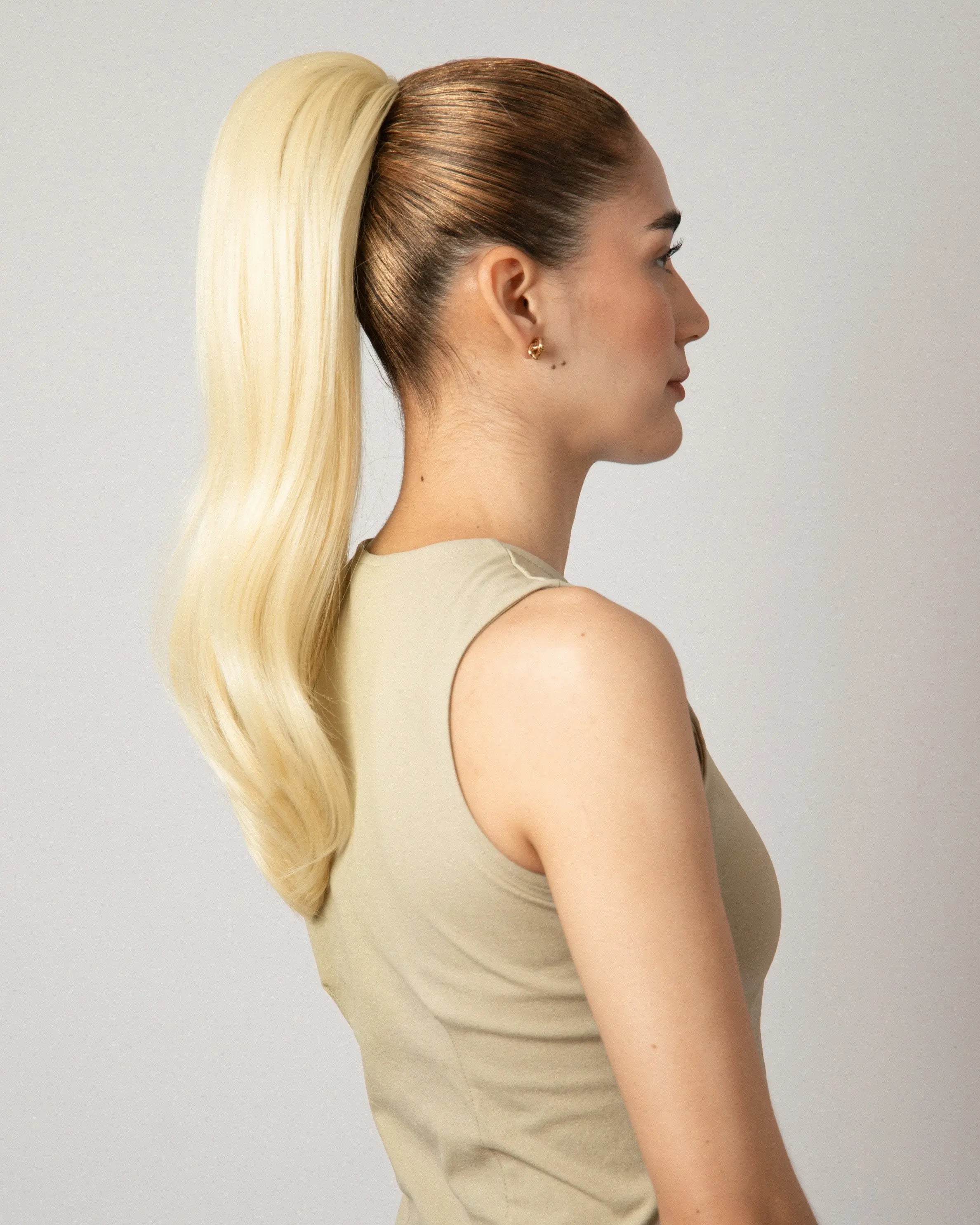 Premium Synthetic Drawstring Ponytail Cali 20”